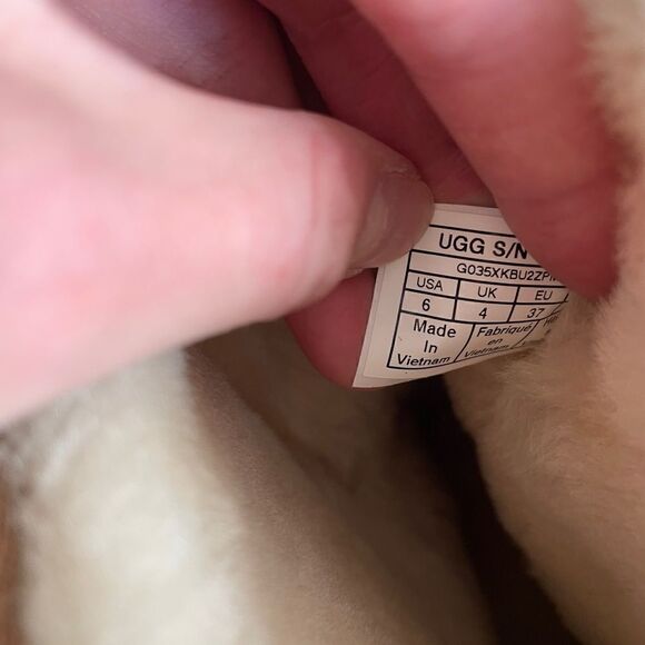 UGG Classic Short II Boots Chestnut USA Women Size 6/UK 4/EU 37 - Picture 11 of 12